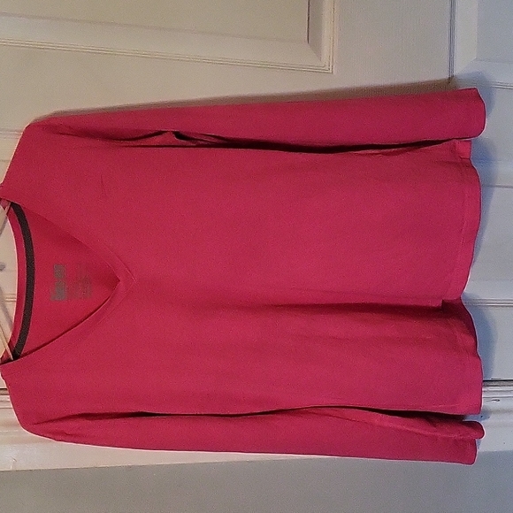 Nike Tops - *Nike Dri-Fit V Neck Long Sleeve Sz M Heather Pink Top